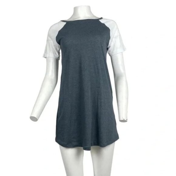 Casual Short Dress Grey/White - Picture 1 of 3